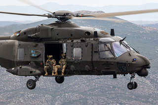 5 - Hellenic Army NHIndustries NH-90-SOH IM2 5015 ES852