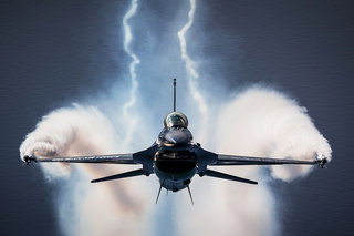 5 - Belgian and Danish AF F-16 Solo Display IM2 4996 FA-67