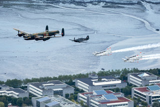 05 BBMF and Silver Swallows IM1 5609