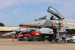 Italian Typhoon IM2 4046 MM7344